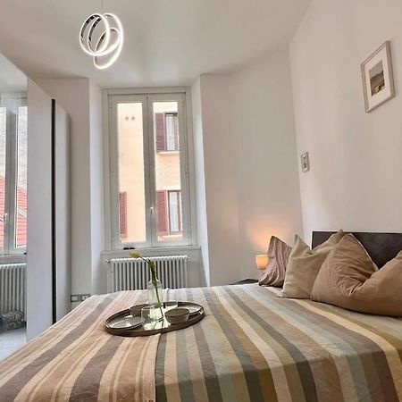 Urban House - Modern Flat Navigli Milan Center Apartment ภายนอก รูปภาพ