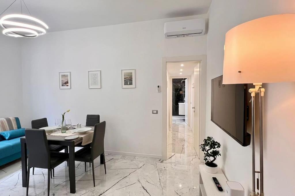 Urban House - Modern Flat Navigli Milan Center Apartment ภายนอก รูปภาพ