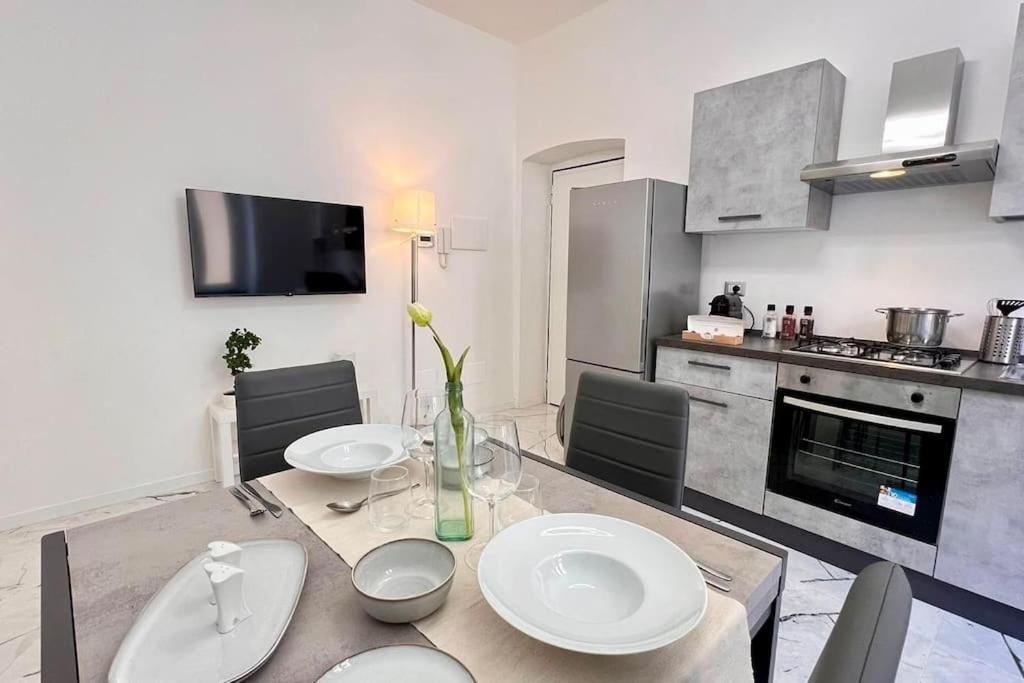 Urban House - Modern Flat Navigli Milan Center Apartment ภายนอก รูปภาพ
