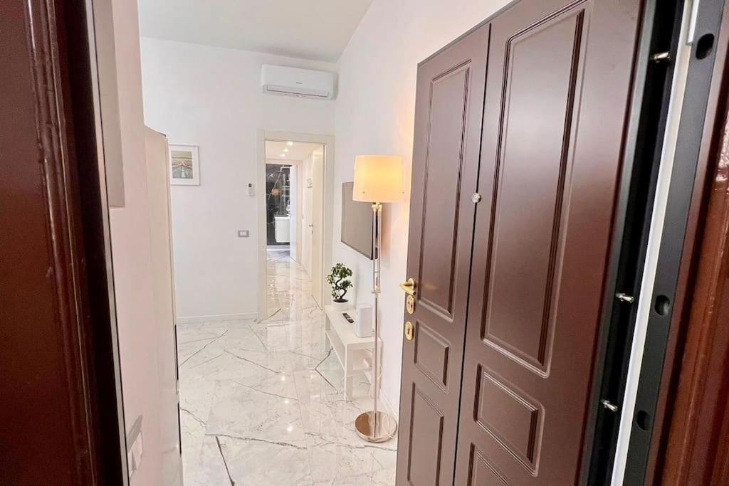 Urban House - Modern Flat Navigli Milan Center Apartment ภายนอก รูปภาพ